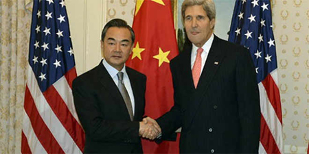 Kerry y Li celebraron una reunión bilateral en Bandar Seri Begawan