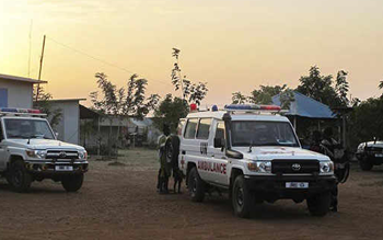 Al menos dieciséis personas murieron ayer en choques entre trabajadores Dinka y Lou Nuer cerca de un campo petrolífero en el estado septentrional de Unidad
