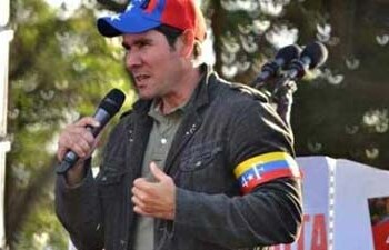 El presidente de la República, Nicolás Maduro, nombró a Winston Vallenilla este domingo como presidente de la Televisora Venezolana Social (Tves)