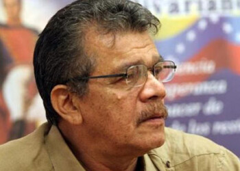 Convocó a una reunión al Bloque de Prensa y la Cámara de Periódicos del Interior; pero solo acudió la presidente del segundo organismo¨, refirió Herrera