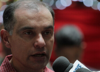 García Plaza detalló que Conviasa registró un incremento de 90% en la movilización de pasajeros durante la temporad