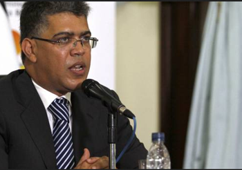 Jaua sostuvo que el Gobierno actuará con “la firmeza, con la serenidad democrática a la cual el presidente Chávez nos educó”