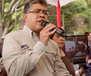 Jaua informó que próximamente se inaugurarán en el estado mirandino un conjunto de obras de vialidad