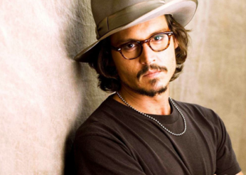 Dentro de su discurso Depp afirmó "creo que tratar algo diferente cada vez como actor, con el lujo (de tener) sorprendentes maquilladores ha hecho mi, como quieran llamarle, carrera"