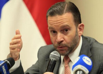 La decisión de Venezuela,  también interrumpe todas las transacciones económicas con empresas panameñas y de divisas con venezolanos residentes en Panamá