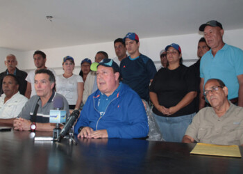 UNT suspende celebración y continúa apoyando a los estudiantes