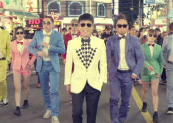 El actor y comediante Im Chang Jung, quien a sus cerca de 40 años decidió relanzar su estilo musical con una satírica canción titulada Open the Doo