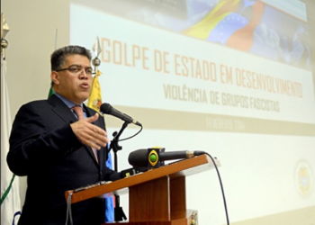 Jaua aseguró que contra Venezuela se desarrolla "una campaña que pretende hacer ver que existe un caos y represión indiscriminada"