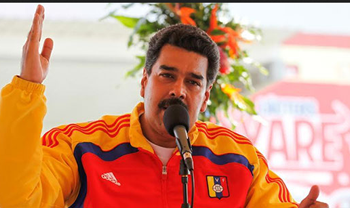 Maduro se incorporó ayer a la Conferencia por la Paz del movimiento estudiantil oficialista, que se llevó a cabo en la plaza Morelos de Caracas