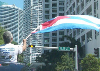 Con las nuevas normativas, la inversión foránea podría ser autorizada en todos los sectores de la economía cubana, salvo en las áreas de salud, educación e instituciones armadas