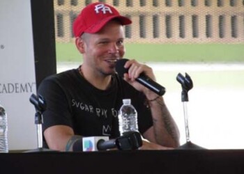 El cantante de la banda puertorriqueña Calle 13, René Pérez, admitió este jueves que le "aburre la fama"