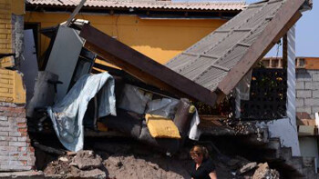 Autoridades chilenas estudian política de reconstrucción tras daños generados por terremoto al norte de Chile