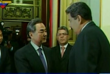 El presidente Nicolás Maduro recibió al Canciller chino, Wang Yi en Miraflores  FOTO REFERENCIAL