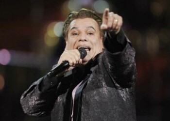 Juan Gabriel regresó
a clínica para chequeo:
“Nada para alarmarse”