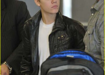Varias horas pasó retenido en el aeropuerto de Los Ángeles, el cantante canadiense Justin Bieber  ARCHIVO