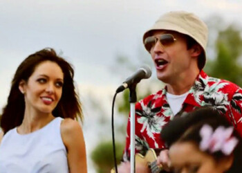 La periodista venezolana, Patricia Zavala prendó a James Blunt y la incluyó en su último videoclip  ARCHIVO