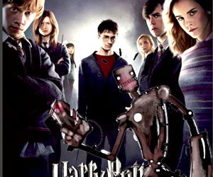 Podría adaptar un libro relacionado relacionado con la mitología de la saga Harry Potter y hacer de él una trilogía, según informa New York Times