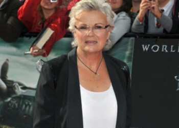 Julie Walters, especialmente reconocida en el cine y la televisión británicos, saltó a la fama por su papel protagonista en la comedia musical "Educating Rita" (Educando a Rita, 1983)