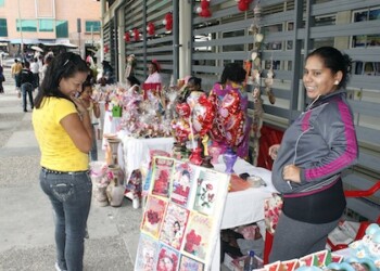Más de 15 puestos ofrecieron cómodos precios
