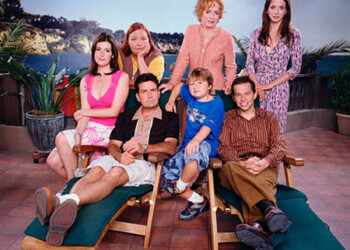 Charlie Sheen podría regresar a la última temporada de Two and a Half Men  AGENCIAS