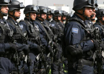 El FBI entrenó durante cinco días a cincuenta policías de Sao Paulo en técnicas para el control de disturbios  AGENCIAS