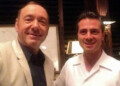 El popular actor estadounidenses Kevin Spacey compartió esta foto con el presidente mexicano Enrique Peña Nieto  AGENCIAS