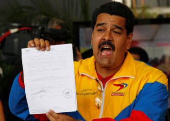 El presidente de Venezuela, Nicolás Maduro, informó  que expondrá ante el pueblo las pruebas que implican a derechistas empresarios y políticos locales, en golpe de Estado en su contra  ARCHIVO