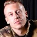 Macklemore, ganador de cuatro Grammy en la pasada edición, se disculpó tras haber sido criticado por usar disfraz interpretado como una caricatura de los judíos  AGENCIAS