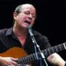 Silvio Rodríguez recibió en La Habana el galardón a la Trayectoria Artística de la 19 edición del Festival de Canción de Autor BarnaSants 2014  AGENCIAS