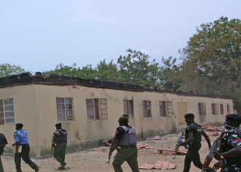 Al menos 50 personas murieron en los ataques supuestamente perpetrados este domingo por el grupo terrorista Boko Haram contra diferentes iglesias  AGENCIAS