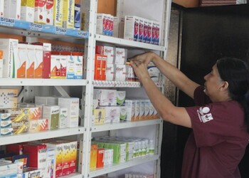 Tratamientos para pacientes con alzhéimer son muy costosos y están escasos