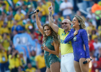 La gran inauguración contó con la presentación de la música del certamen, “We are One”, que interpretaron Jennifer López, Pitbull y Claudia Leitte