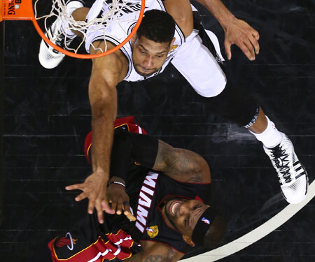 Lo que hicieron los Spurs sobre el Heat quedará en la historia de la NBA
AP / Andy Lyons
