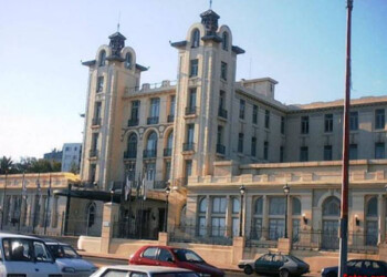 La sede del parlamento del Mercosur, en Montevideo, fue desalojada  por una amenaza de bomba  AFP