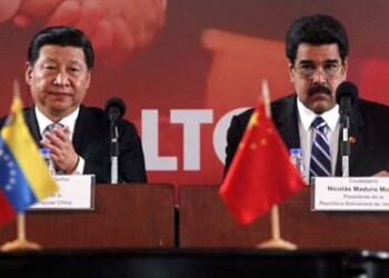El presidente de Venezuela, Nicolás Maduro manifestó que se han “firmado 38 nuevos acuerdos en las áreas de tecnología, finanzas, transporte terrestre, vivienda, agricultura, entre otros temas” y recalcó que el financiamiento “no le pone a nuestra patria una deuda pesada".