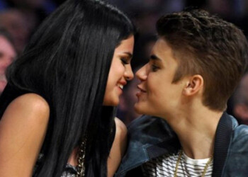 La pareja formada por el polémico Justin Bieber y la también cantante Selena Gomez parece haber recuperado la normalidad de la que careció su relación sentimental durante buena parte del año pasado, ya que ambos han dejado atrás los roces