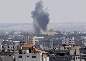 Pasadas las 14.00 hora local, milicianos palestinos aún disparaban cohetes contra el territorio israelí