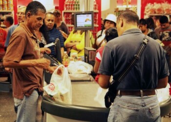 “Usuarios denunciaron mala distribución de las cajas”