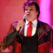 “Muchísimas gracias por esperarme, estoy muy contento de volver a los Estados Unidos", informó el cantante mexicano