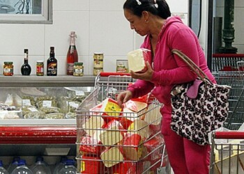 Se sorprenden las madres por los precios de cereales y fórmulas
