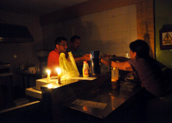 A la 1:30 de la tarde de ayer, se produjo una falla en una de las líneas de transmisión del sistema de Los Andes, dejando a varios a estados del país sin servicio eléctrico.