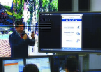 Desde este miércoles, los venezolanos que posean teléfonos celulares de última generación podrán descargar la aplicación móvil Patrullaje Inteligente. El ministro para Relaciones Interiores, Justicia y Paz, Miguel Rodríguez Torres, presentó al país la aplicación.