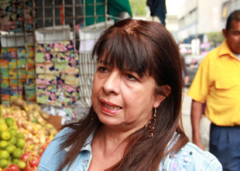 “He visto como salen con bolsas al día siguiente y trafican en los mercados aledaños”