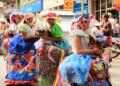 Niños y adultos bailaron este miércoles las calles de Los Teques para bailar al ritmo de las burriquitas