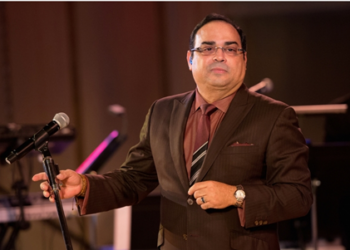Gilberto Santa Rosa lanzará su producción musical, Necesito un bolero, que sale al mercado a finales de noviembre próximo