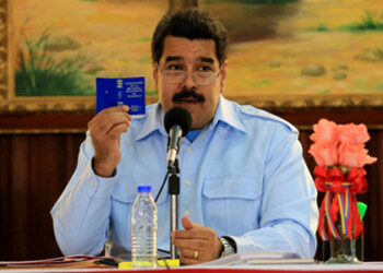 Nicolás Maduro, expresó este miércoles que el proyecto de Ley de Presupuesto 2015, estimado en 741.708 millones de bolívares, fortalecerá el sistema de misiones.