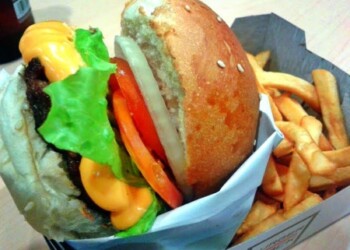 preparar una hamburguesada o perrocalientes está en el pasado
