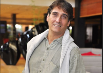 Davila se encuentra convaleciente en un hospital en San Juan a causa de una afección pulmonar