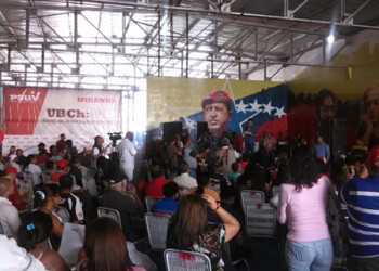 Este viernes se realizó en el Núcleo Endógeno Francisco de Miranda, ubicado en Caracas, una reunión en apoyo a los candidatos y candidatas del Municipio Sucre