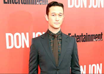 El actor Joseph Gordon-Levitt encarnará a Edward Snowden en una película dirigida por Oliver Stone